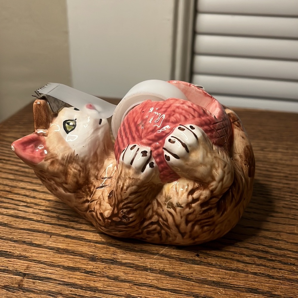 Vintage Whimsical Cat Tape Dispenser - Picture 3 of 8